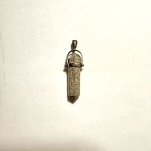 Sterling silver twin point quartz pendant